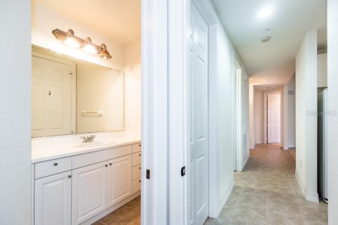 Condominio en alquiler en Punta Gorda, Florida, 2 dormitorios, 137.96 m2 № 1247436 - foto 19