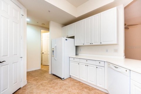 Condominio en alquiler en Punta Gorda, Florida, 2 dormitorios, 137.96 m2 № 1247436 - foto 11