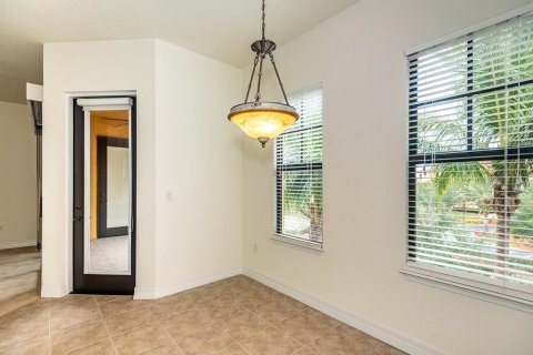 Condominio en alquiler en Punta Gorda, Florida, 2 dormitorios, 137.96 m2 № 1247436 - foto 8