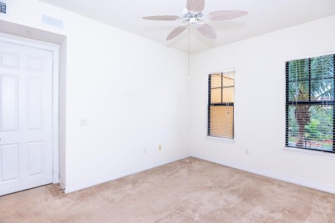 Condominio en alquiler en Punta Gorda, Florida, 2 dormitorios, 137.96 m2 № 1247436 - foto 17