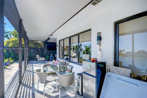 Снять в аренду виллу или дом в Пемброк-Пайнс, Флорида 4 спальни, 150.13м2, № 1996082 - фото 25