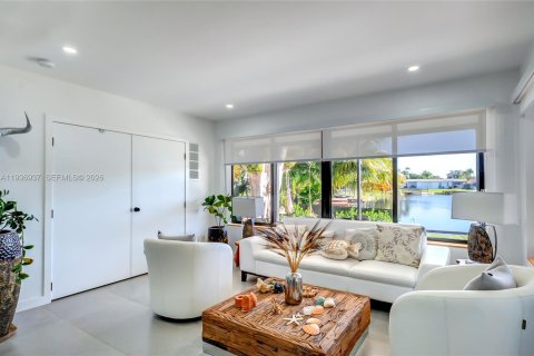 Снять в аренду виллу или дом в Пемброк-Пайнс, Флорида 4 спальни, 150.13м2, № 1996082 - фото 8