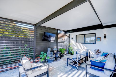 Снять в аренду виллу или дом в Пемброк-Пайнс, Флорида 4 спальни, 150.13м2, № 1996082 - фото 23