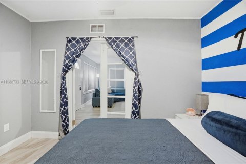 Купить виллу или дом в Клируотер, Флорида 2 спальни, № 2051875 - фото 24