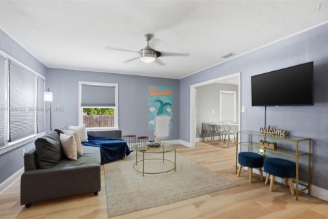 Купить виллу или дом в Клируотер, Флорида 2 спальни, № 2051875 - фото 5