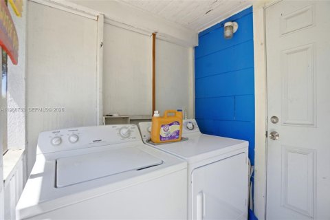 Купить виллу или дом в Клируотер, Флорида 2 спальни, № 2051875 - фото 29