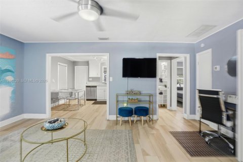 Купить виллу или дом в Клируотер, Флорида 2 спальни, № 2051875 - фото 4