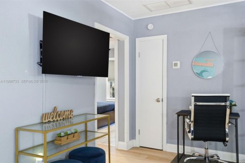 Купить виллу или дом в Клируотер, Флорида 2 спальни, № 2051875 - фото 9