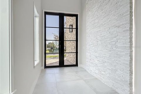 Casa en venta en Kissimmee, Florida, 7 dormitorios, 536.23 m2 № 1509962 - foto 9