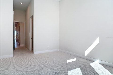 Casa en venta en Kissimmee, Florida, 7 dormitorios, 536.23 m2 № 1509962 - foto 25