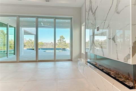 Casa en venta en Kissimmee, Florida, 7 dormitorios, 536.23 m2 № 1509962 - foto 10