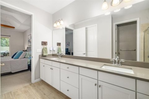 Villa ou maison à vendre à Sarasota, Floride: 3 chambres, 183.95 m2 № 1804074 - photo 21