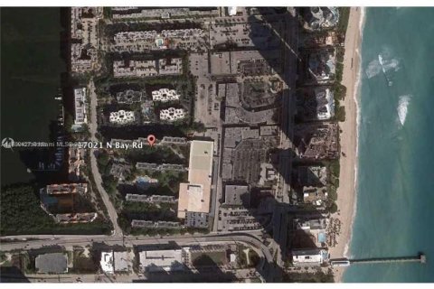 Condo in Sunny Isles Beach, Florida, 1 bedroom  № 1729199 - photo 3