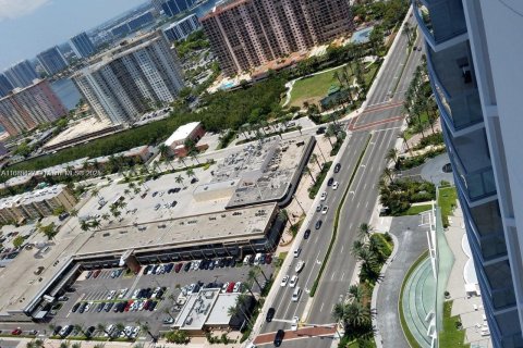 Condo in Sunny Isles Beach, Florida, 1 bedroom  № 1729199 - photo 28