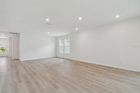 Casa en venta en Wesley Chapel, Florida, 3 dormitorios, 186.18 m2 № 1769561 - foto 22