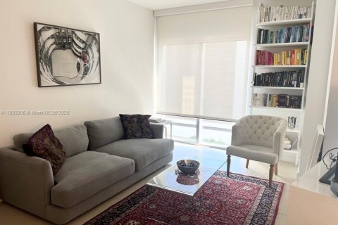 Снять в аренду кондоминиум в Майами, Флорида 51.19м2, № 1947314 - фото 6