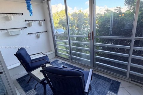 Купить кондоминиум в Дания-Бич, Флорида 1 спальня, 83.61м2, № 1999336 - фото 5