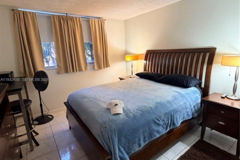 Купить кондоминиум в Дания-Бич, Флорида 1 спальня, 83.61м2, № 1999336 - фото 8