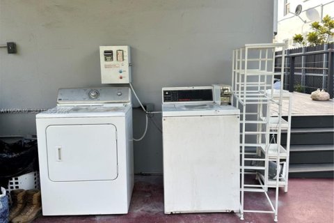 Снять в аренду виллу или дом в Майами, Флорида 3 спальни, 263.75м2, № 2005947 - фото 8