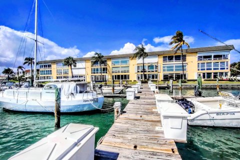 Condo à St. Lucie, Floride, 2 chambres  № 2241464