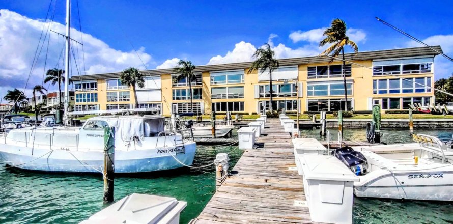 Condo à St. Lucie, Floride, 2 chambres № 2241464