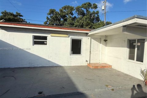 Villa ou maison à Hialeah, Floride 3 chambres, 178.93 m2 № 1999168