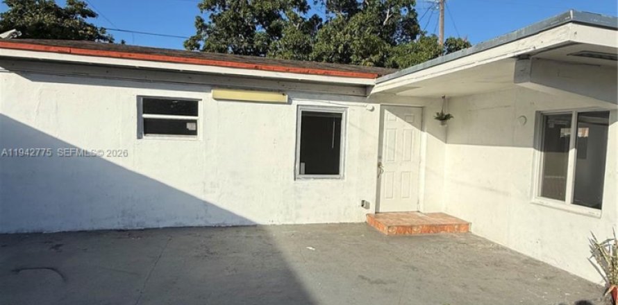 Villa ou maison à Hialeah, Floride 3 chambres, 178.93 m2 № 1999168