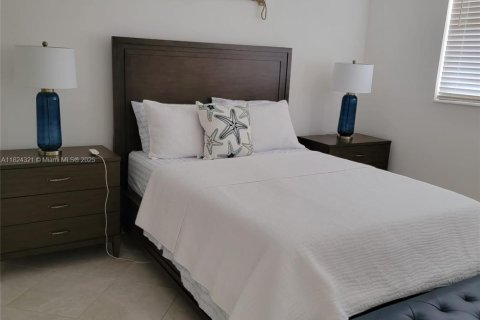 Condo in Pompano Beach, Florida, 2 bedrooms  № 1790126 - photo 9