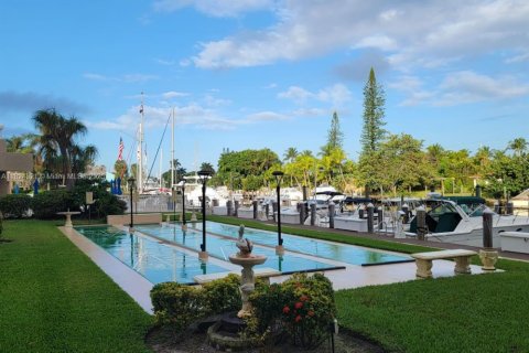 Condo in Pompano Beach, Florida, 2 bedrooms  № 1790126 - photo 19