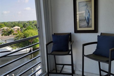 Condo in Pompano Beach, Florida, 2 bedrooms  № 1790126 - photo 17