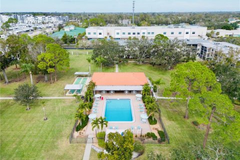 Copropriété à vendre à Saint Petersburg, Floride: 2 chambres, 95.22 m2 № 1568516 - photo 9