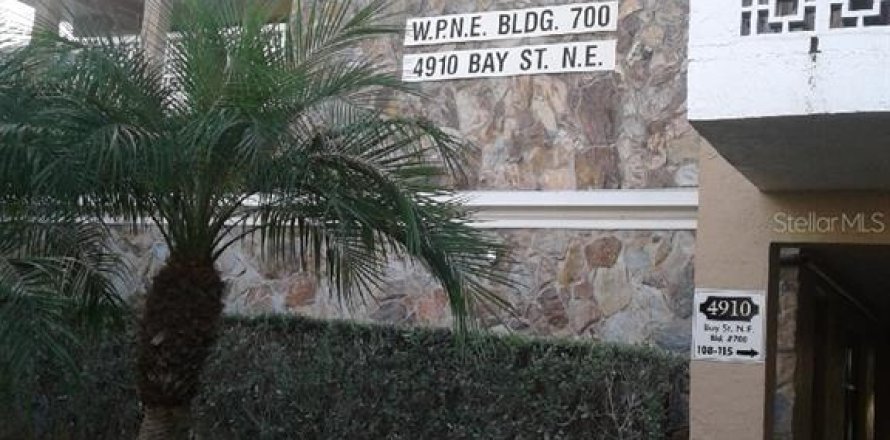 Condo à Saint Petersburg, Floride, 2 chambres № 1568516