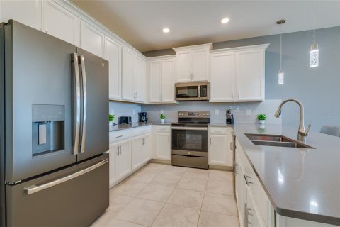 Condominio en venta en Davenport, Florida, 3 dormitorios, 166.02 m2 № 1218033 - foto 11