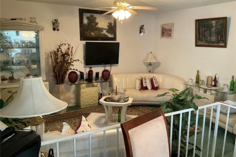 Copropriété à vendre à Apopka, Floride: 3 chambres, 114.36 m2 № 1787904 - photo 11