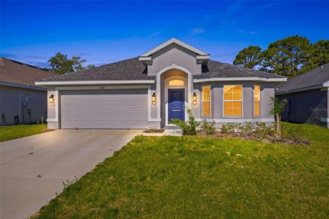 Casa en Spring Hill, Florida 3 dormitorios, 139.63 m2 № 2222424