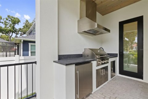 Villa ou maison à vendre à Tampa, Floride: 5 chambres, 297.29 m2 № 2200229 - photo 19