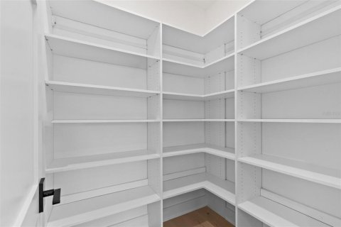 Villa ou maison à vendre à Tampa, Floride: 5 chambres, 297.29 m2 № 2200229 - photo 15
