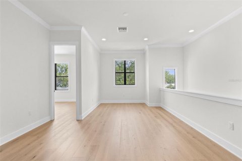 Villa ou maison à vendre à Tampa, Floride: 5 chambres, 297.29 m2 № 2200229 - photo 22