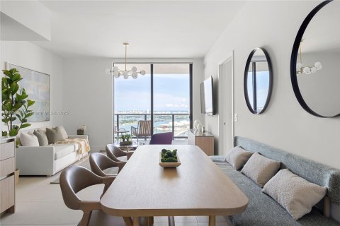 Condo in Miami, Florida, 3 bedrooms  № 1861546 - photo 4