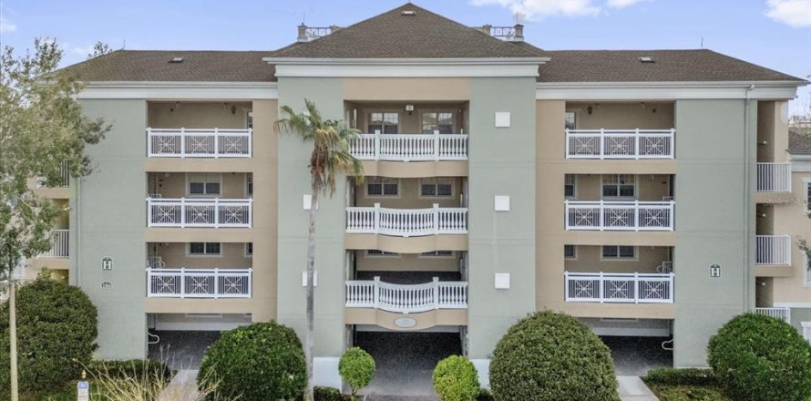 Condo à Four Corners, Floride, 3 chambres  № 2204714