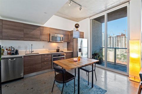 Купить кондоминиум в Майами, Флорида 1 спальня, 52.4м2, № 2023697 - фото 15