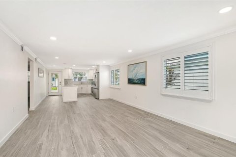 Copropriété à vendre à Longboat Key, Floride: 2 chambres, 102.47 m2 № 2419079 - photo 19