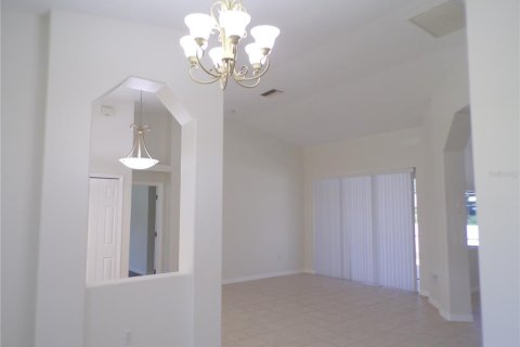 Villa ou maison à louer à Port Charlotte, Floride: 3 chambres, 173.08 m2 № 2386304 - photo 21