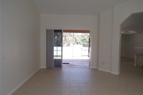 Villa ou maison à louer à Port Charlotte, Floride: 3 chambres, 173.08 m2 № 2386304 - photo 19