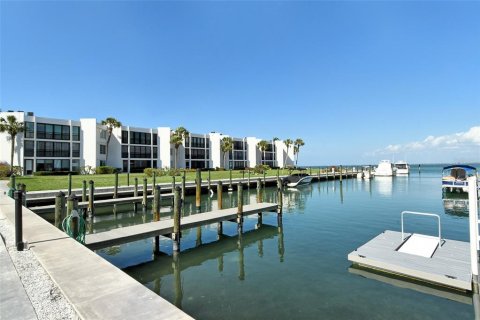 Copropriété à vendre à Longboat Key, Floride: 3 chambres, 136.94 m2 № 2143079 - photo 30