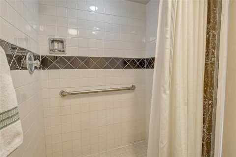 Copropriété à vendre à Longboat Key, Floride: 3 chambres, 136.94 m2 № 2143079 - photo 17