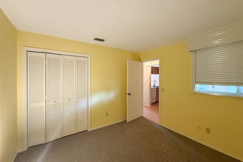 Villa ou maison à vendre à New Port Richey, Floride: 2 chambres, 87.33 m2 № 2147657 - photo 15