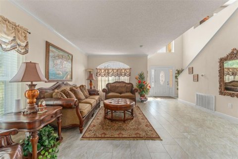 Villa ou maison à vendre à Kissimmee, Floride: 4 chambres, 264.49 m2 № 1856012 - photo 4