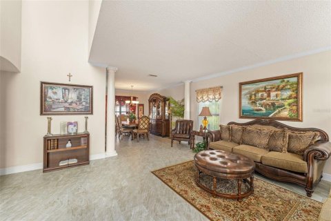 Villa ou maison à vendre à Kissimmee, Floride: 4 chambres, 264.49 m2 № 1856012 - photo 3