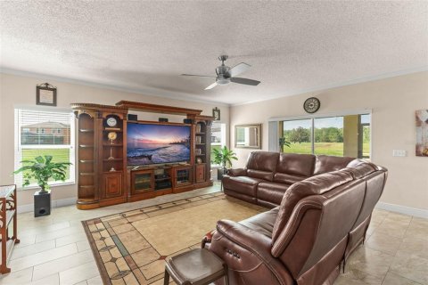 Villa ou maison à vendre à Kissimmee, Floride: 4 chambres, 264.49 m2 № 1856012 - photo 13